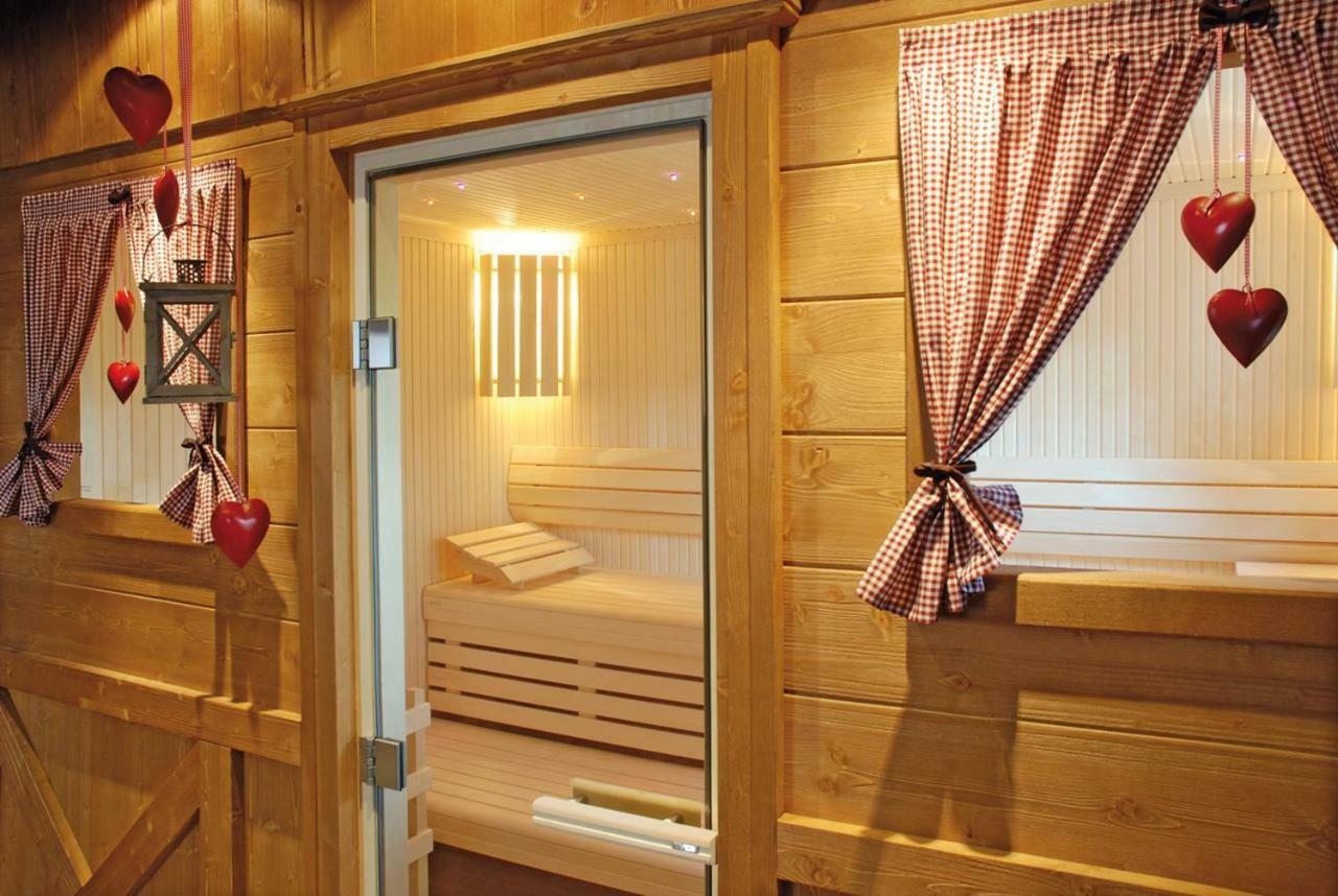 Landhotel Christopherhof 그라펜비에젠 외부 사진